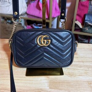 Black Leather Gucci Marmont Crossbody Mini Crossbody Bag